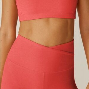 BEYOND YOGA LEGGINGS